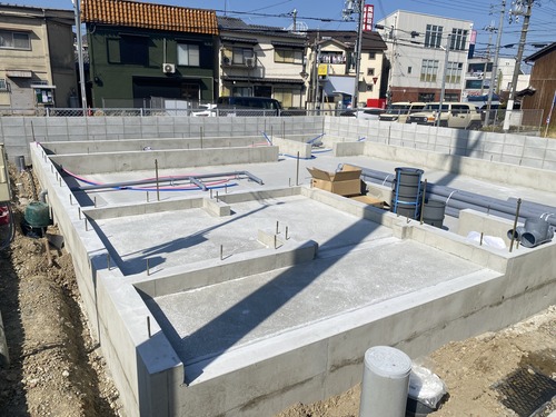 二月は逃げていきます(^^)