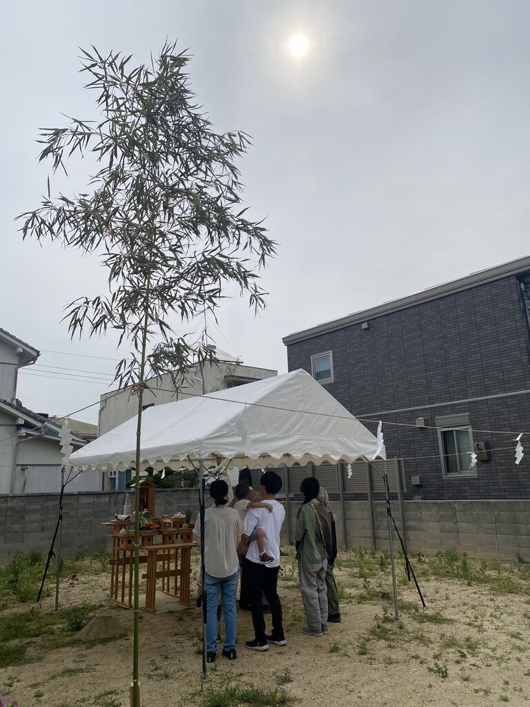 【岸和田の注文住宅】泉大津市F様邸の地鎮祭から紐解く「失敗しない家造り」の秘密！業界30年のプロ・IE LAB♡笹倉さんが語る、デザインと高性能が融合した愛される住まいのカタチ