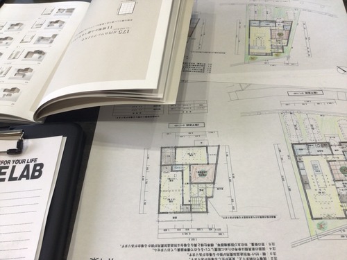性能とデザインの融合。家族の物語を紡ぐ「IE LAB♡」の家造り。